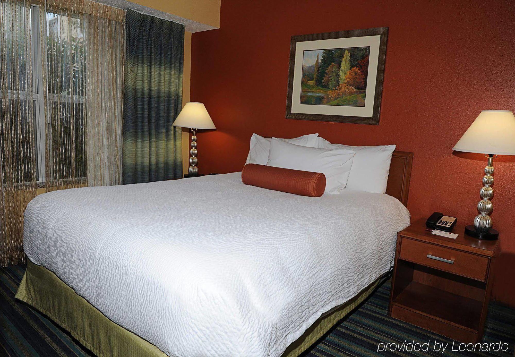 Airport Hotel